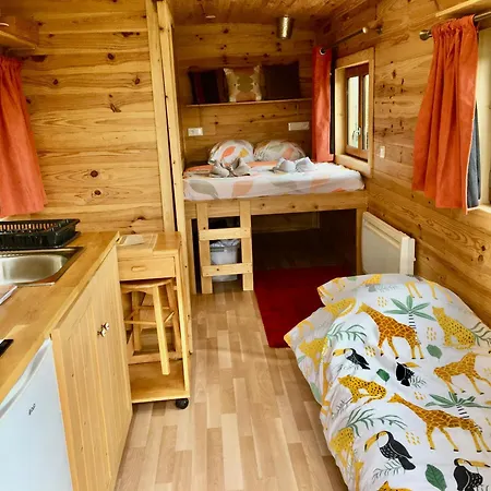 Baie Normandie Tiny House Isolee , Chauffee, 40min Mt St Michel 30min Draps Serviettes La Chapelle-Cecelin