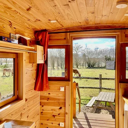 Baie Normandie Tiny House Isolee , Chauffee, 40min Mt St Michel 30min Draps Serviettes *