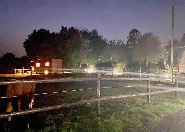 Vue Poneys, 40min Mt St Michel 30min Draps Serviettes Baie Normandie Сasa de vacaciones