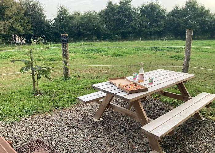 Vue Poneys, 40min Mt St Michel 30min Draps Serviettes Baie Normandie Holiday home *