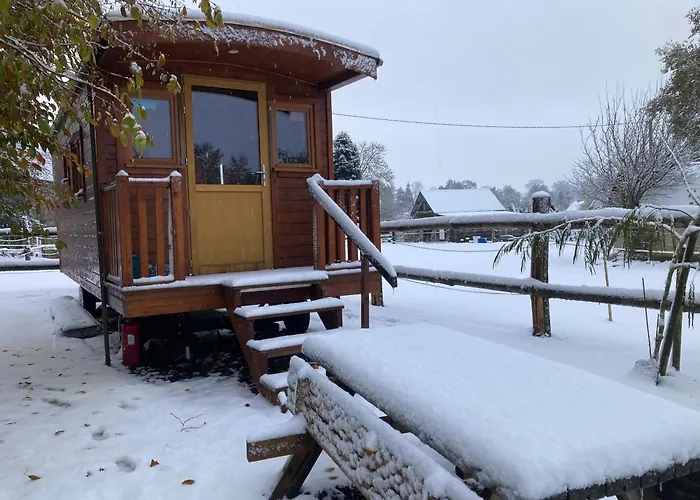 Holiday home Vue Poneys, 40min Mt St Michel 30min Draps Serviettes Baie Normandie La Chapelle-Cecelin